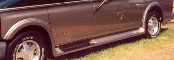 Waldoch Full Length Flare Boards For 97-02 Chevy Express & GMC Savanna 26007