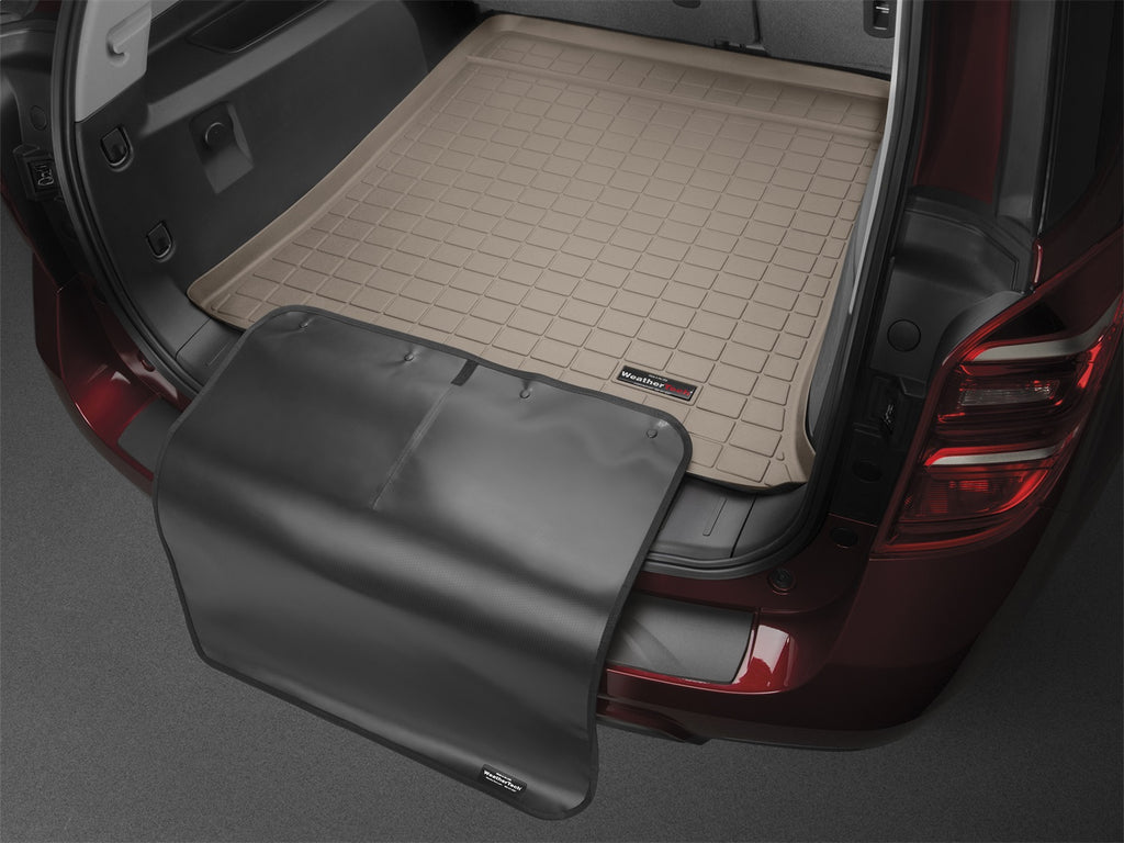 Cargo Liner w/Bumper Protector