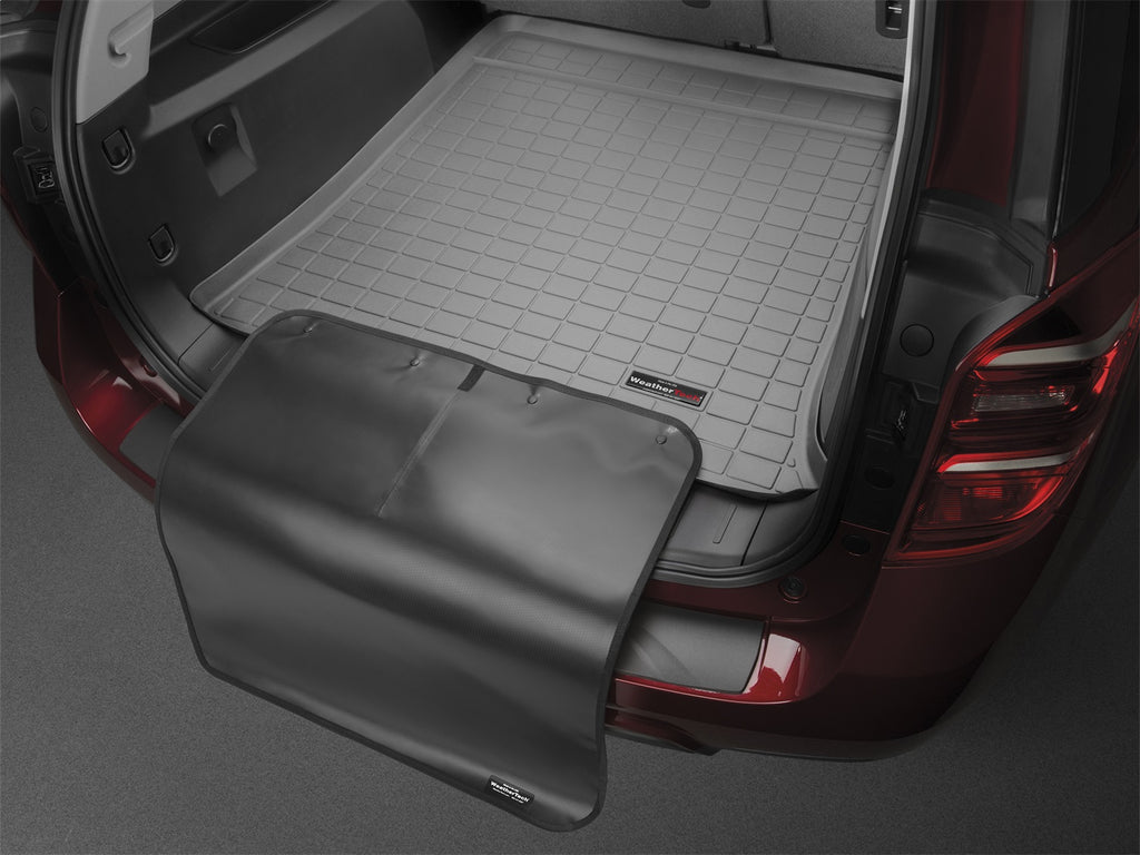 Cargo Liner w/Bumper Protector