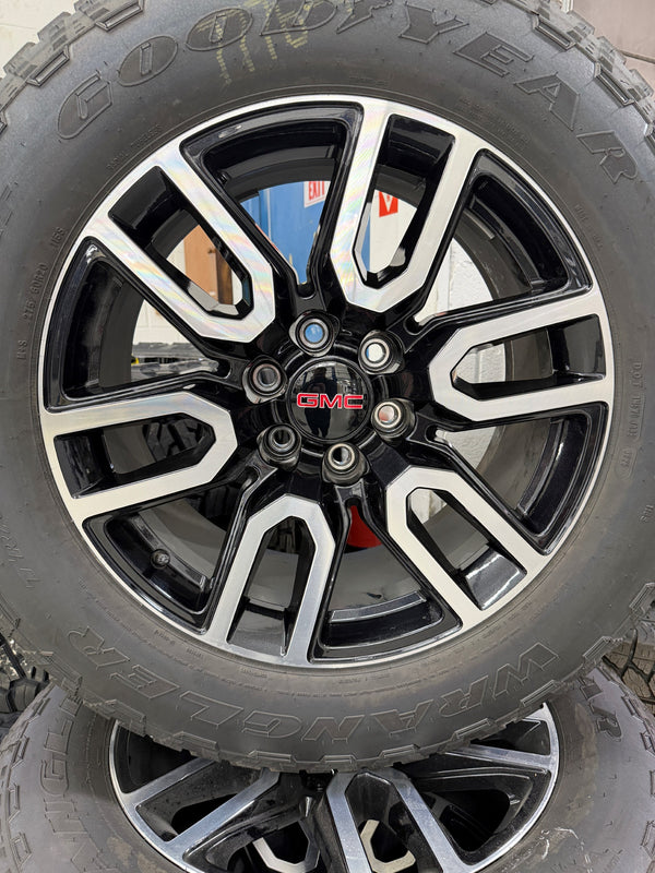 OEM 2025 GMC 1500 Truck Wheel and Tire: OEM.GMC-1500-2025-WT